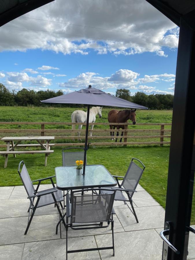 Mowbray Cottages & Glamping South Kilvington 외부 사진